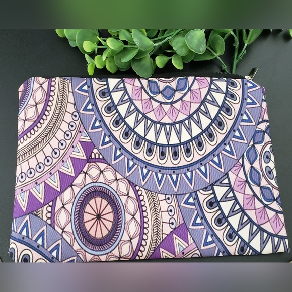 Handbags - J71. NEW Cosmetic / All Purpose Bag